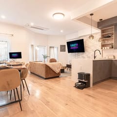 Stylish & Renovated 2Bd/2Ba+W/D(Spacious)