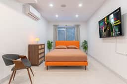 Bright Studio Duplex w/ Backyard & W/D - Image 3
