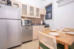 Charming Upper East Side Gem W Backyard - Image 2