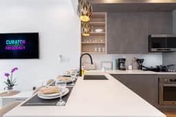Spacious & Renovated Duplex Brooklyn with Backyard - Image 2