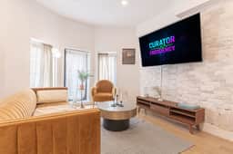 Stylish & Renovated 2Bd/2Ba+W/D(Spacious) - Image 5