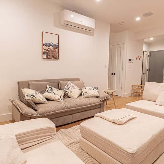 Japandi Style 1Bd in Brooklyn W/D - Image 1