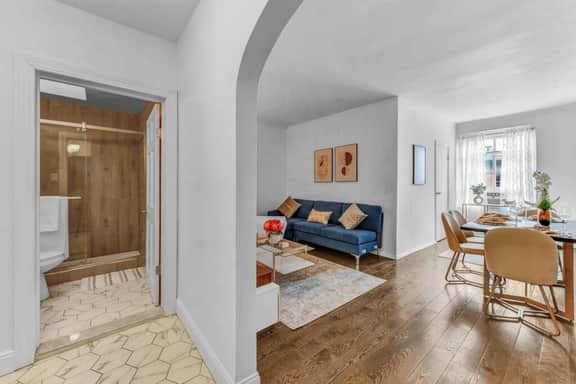 2Bd Stylish Brooklyn Heights - Steps WaterFront - Image 5