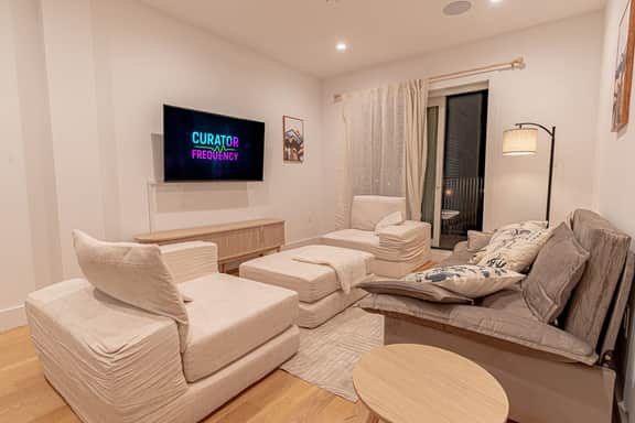 Japandi Style 1Bd in Brooklyn W/D - Image 3