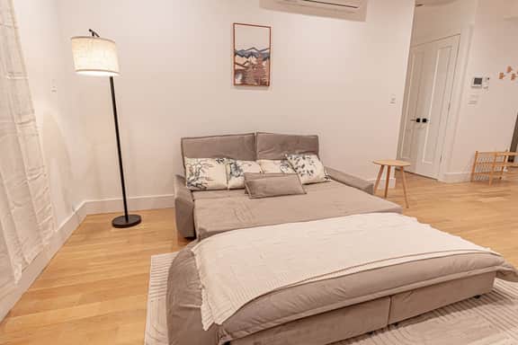 Japandi Style 1Bd in Brooklyn W/D - Image 4