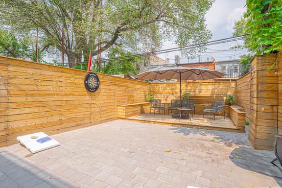 Modern 2BR & Basement Brooklyn Stay and Backyard - Image 3
